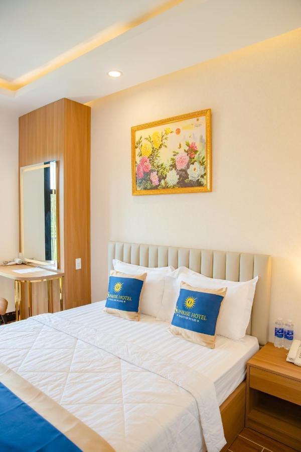 Sunrise Hotel Bac Lieu Екстер'єр фото